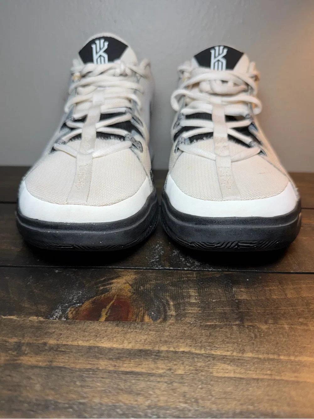 Kids Nike Kyrie Flytrap 6 GS 'White Black'.